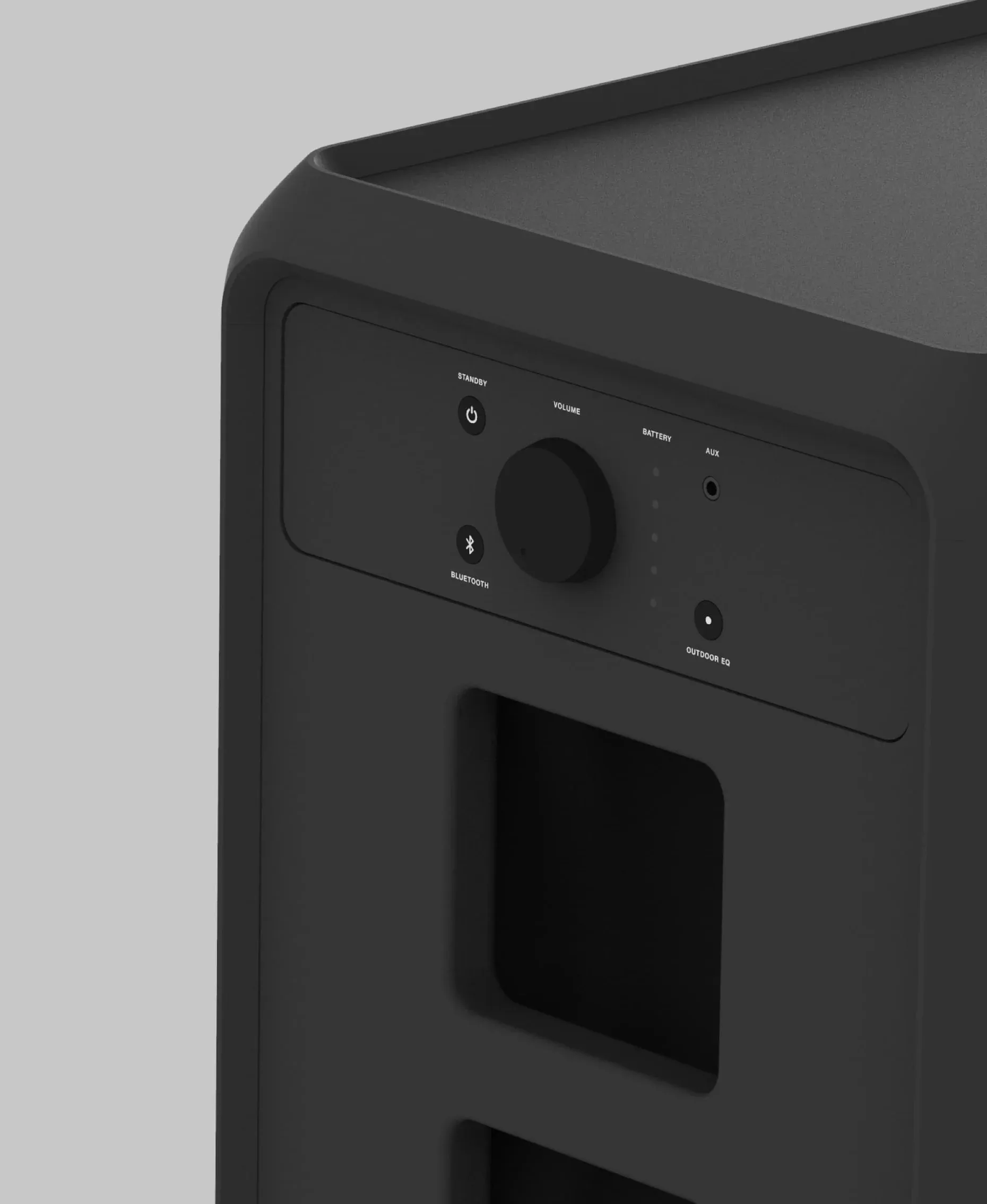 Gros plan d’un haut panneau de console d’un système de sonorisation/éclairage, bouton d’alimentation, molette et ports, bois ou métal noir, aspect professionnel.
